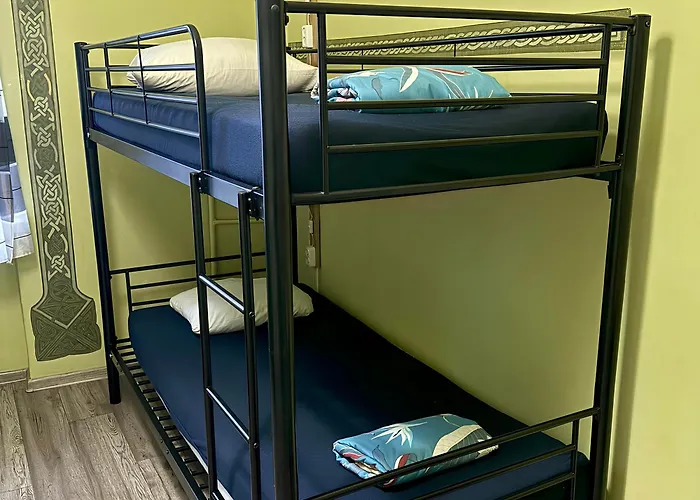 Hostel Oliwka - Metro Swietokrzyska Varsovia